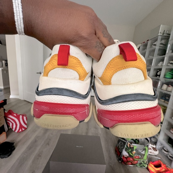 Balenciaga Triple S. Perfect boot for the winter - Picture 5 of 5